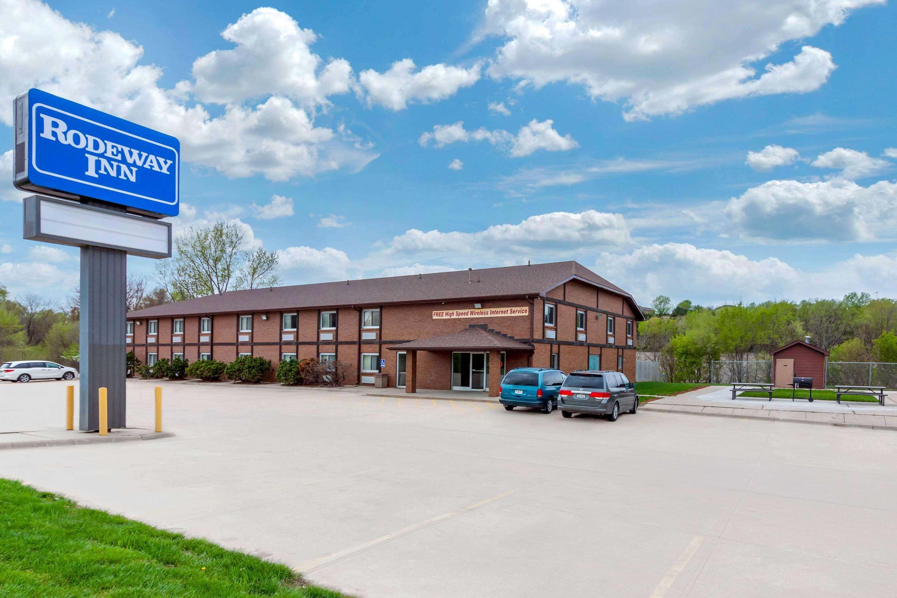 Rodeway Inn Blair Экстерьер фото